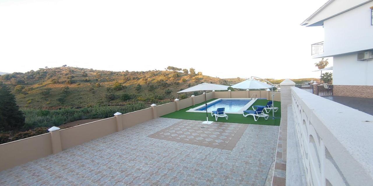 Villa Del Carmen Almayate Alto Екстериор снимка
